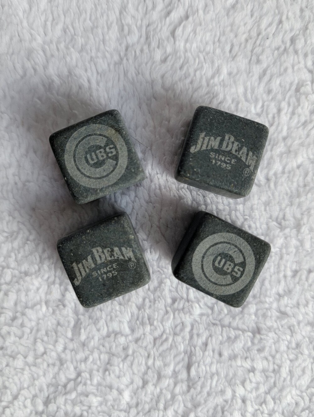Jim Beam Double Oak Chicago Cubs whiskey stones ice cubes Gray game day giveaway